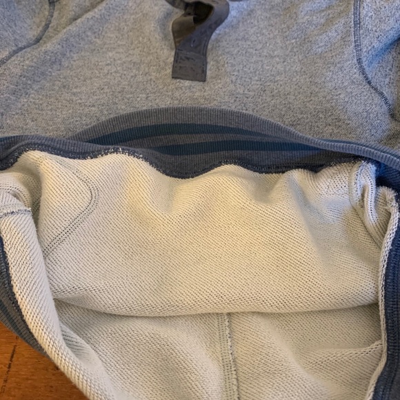 Lululemon pullover - Picture 10 of 10